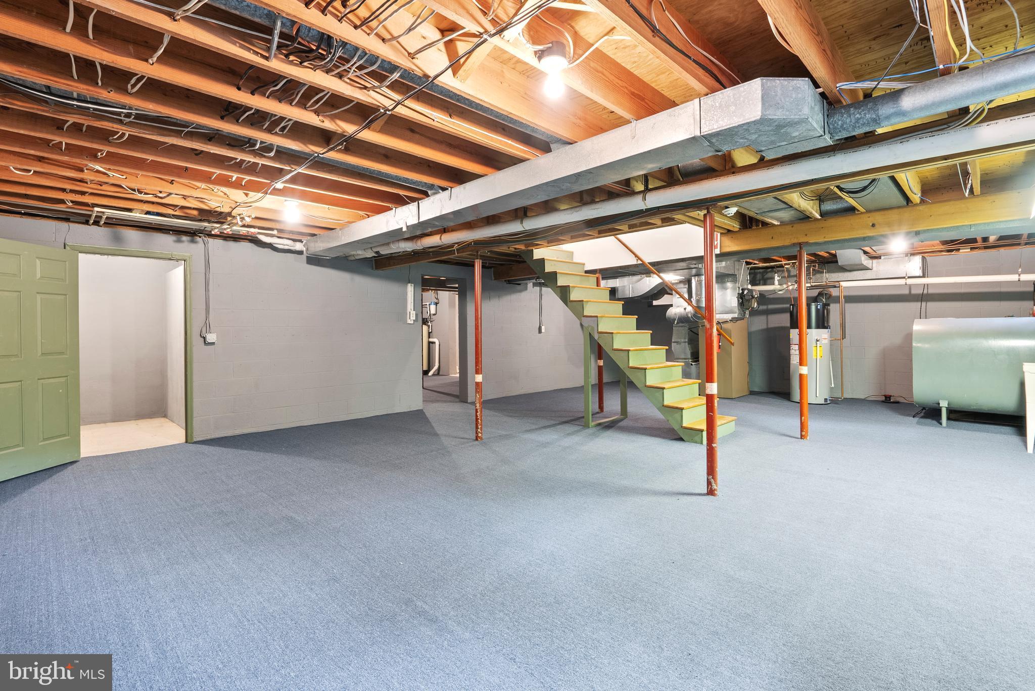 15720 Comus Road Clarksburg, MD 20871 - Photo 44 of 68 HUUGE basement!