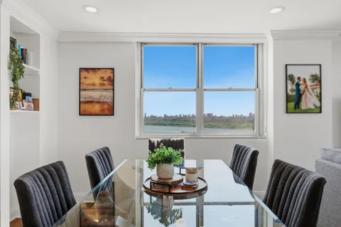 $525,000 | 6040 Boulevard East, Unit 18C, West New York, NJ 07093