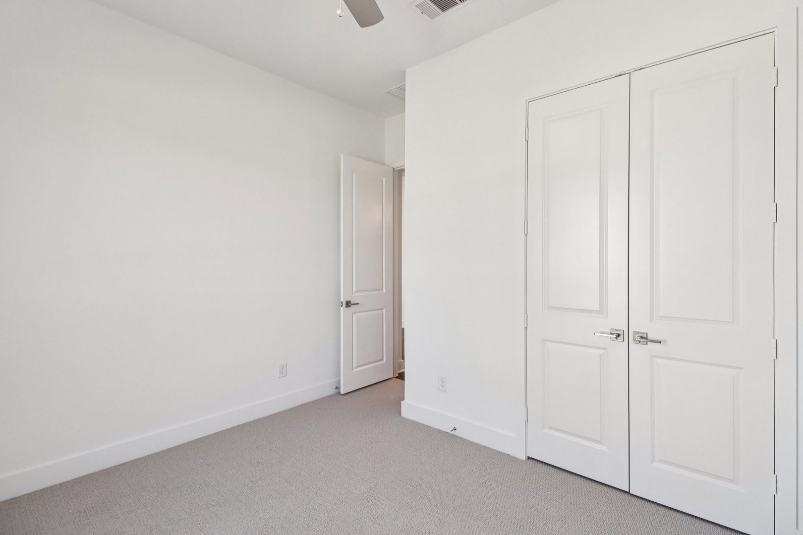 1322 Secret Grv Trail Tomball, TX 77375 - Photo 25 of 34 1322 Secret Grove Bed