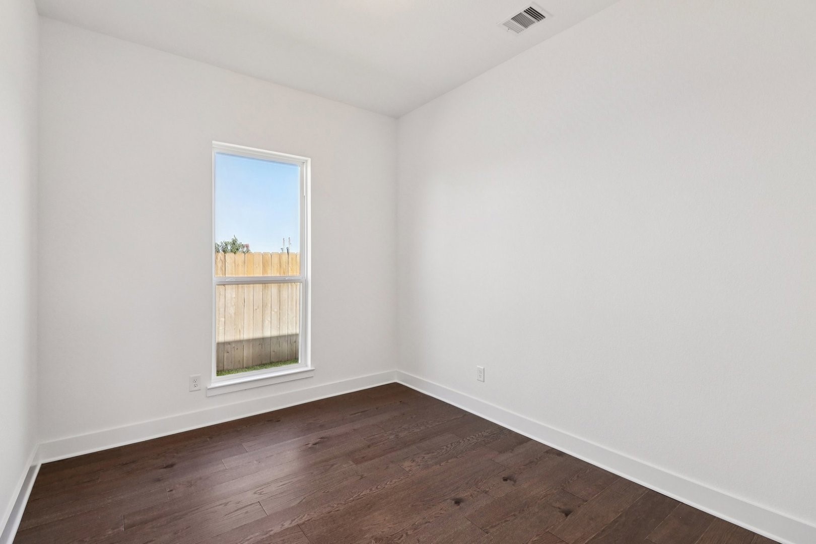 1322 Secret Grv Trail Tomball, TX 77375 - Photo 7 of 34 1322 Secret Grove Bed