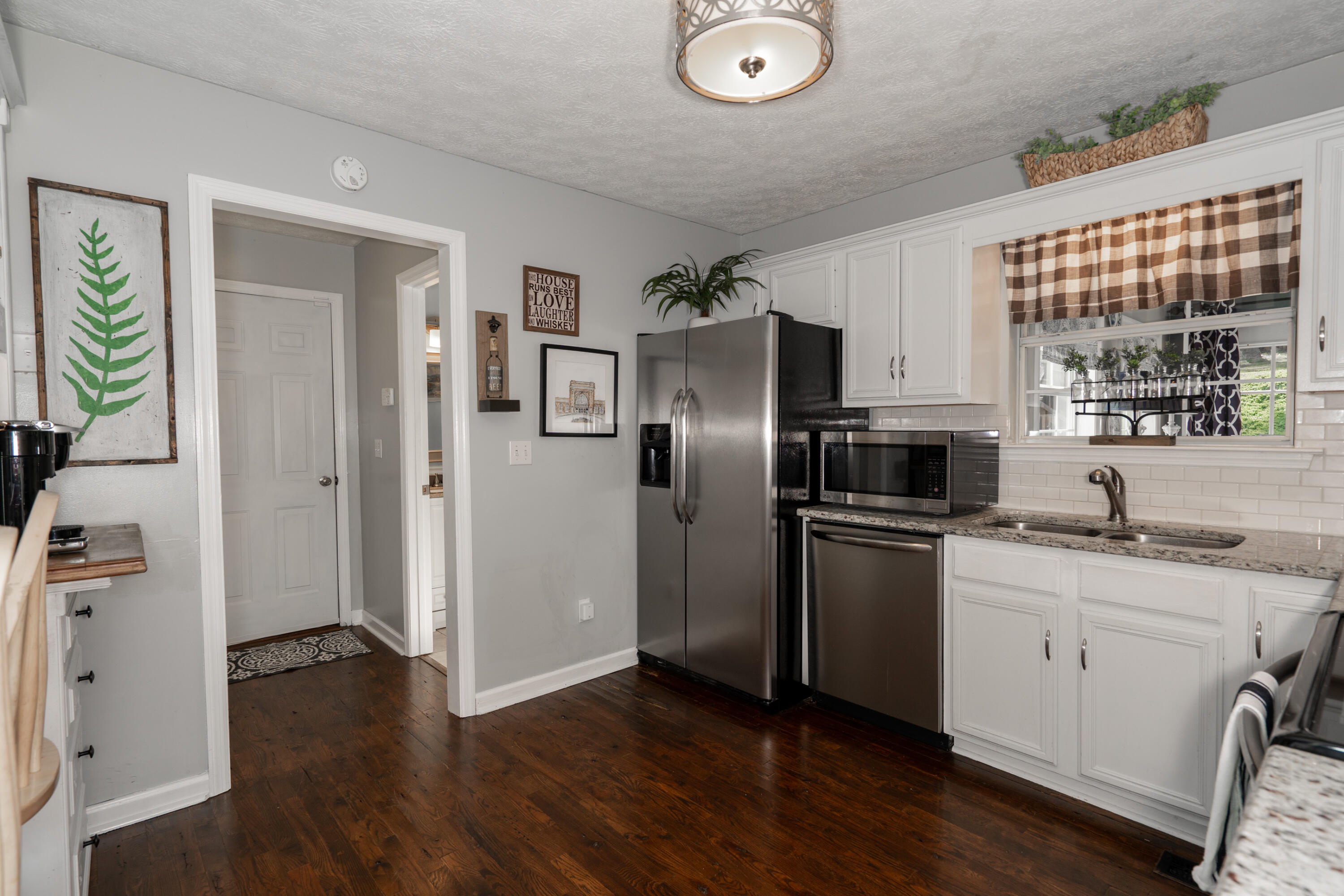 6305 Levi Road Hixson, TN 37343 - Photo 15 of 37 6305 Levi kitchen 1