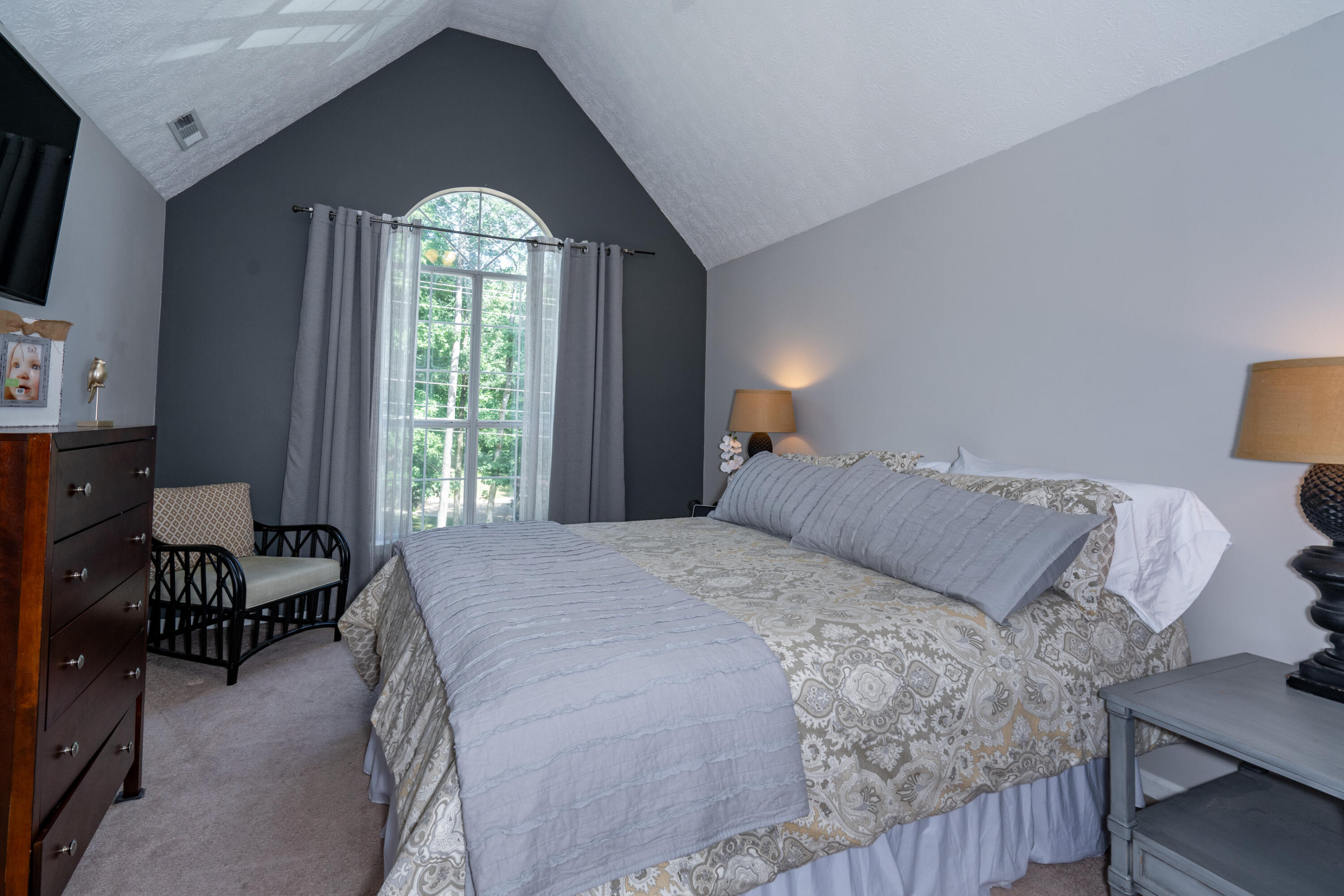6305 Levi Road Hixson, TN 37343 - Photo 24 of 37 6305 Levi main bedroom 4