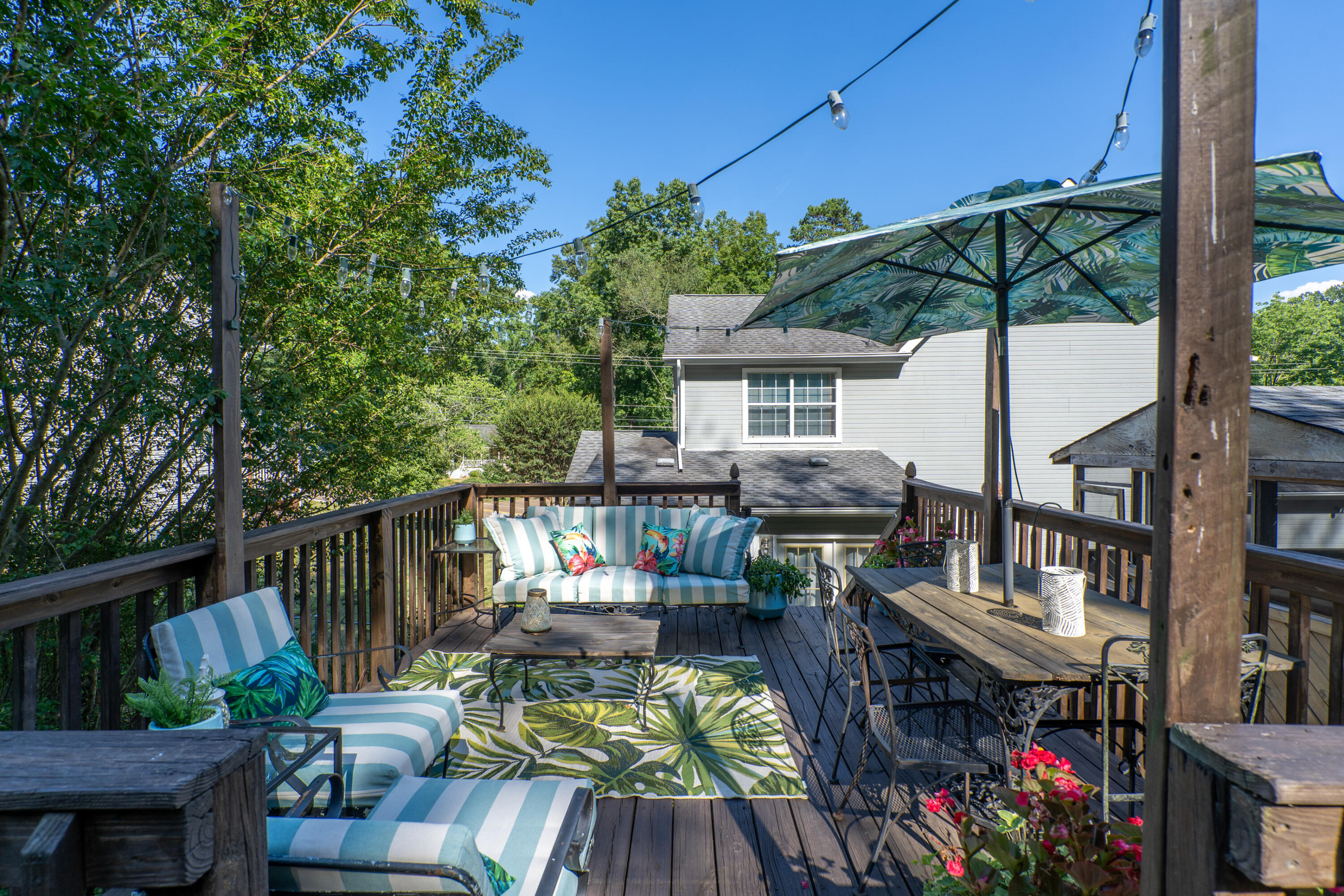 6305 Levi Road Hixson, TN 37343 - Photo 34 of 37 6305 Levi deck 1