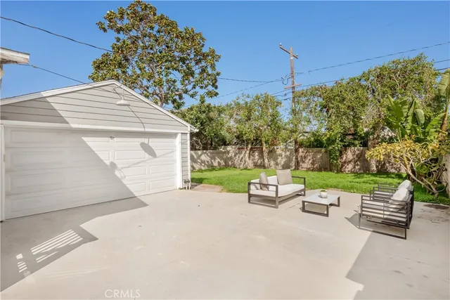 $2,395,000 | 370 East 19th Street, Costa Mesa, CA 92627