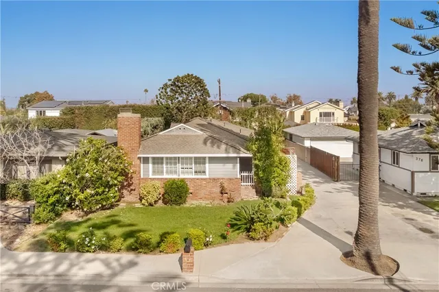 $2,395,000 | 370 East 19th Street, Costa Mesa, CA 92627