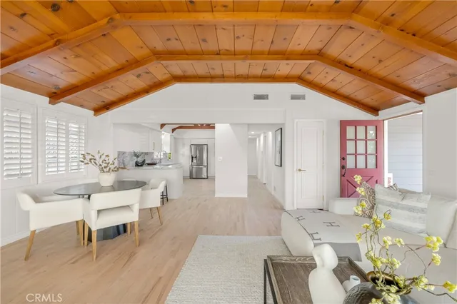 $2,395,000 | 370 East 19th Street, Costa Mesa, CA 92627