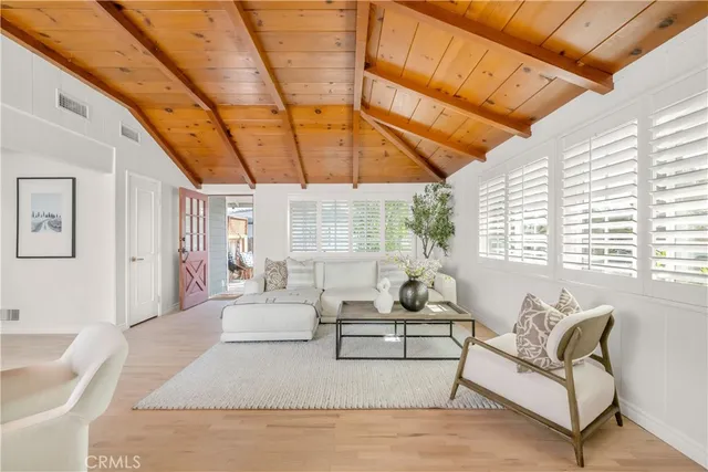 $2,395,000 | 370 East 19th Street, Costa Mesa, CA 92627