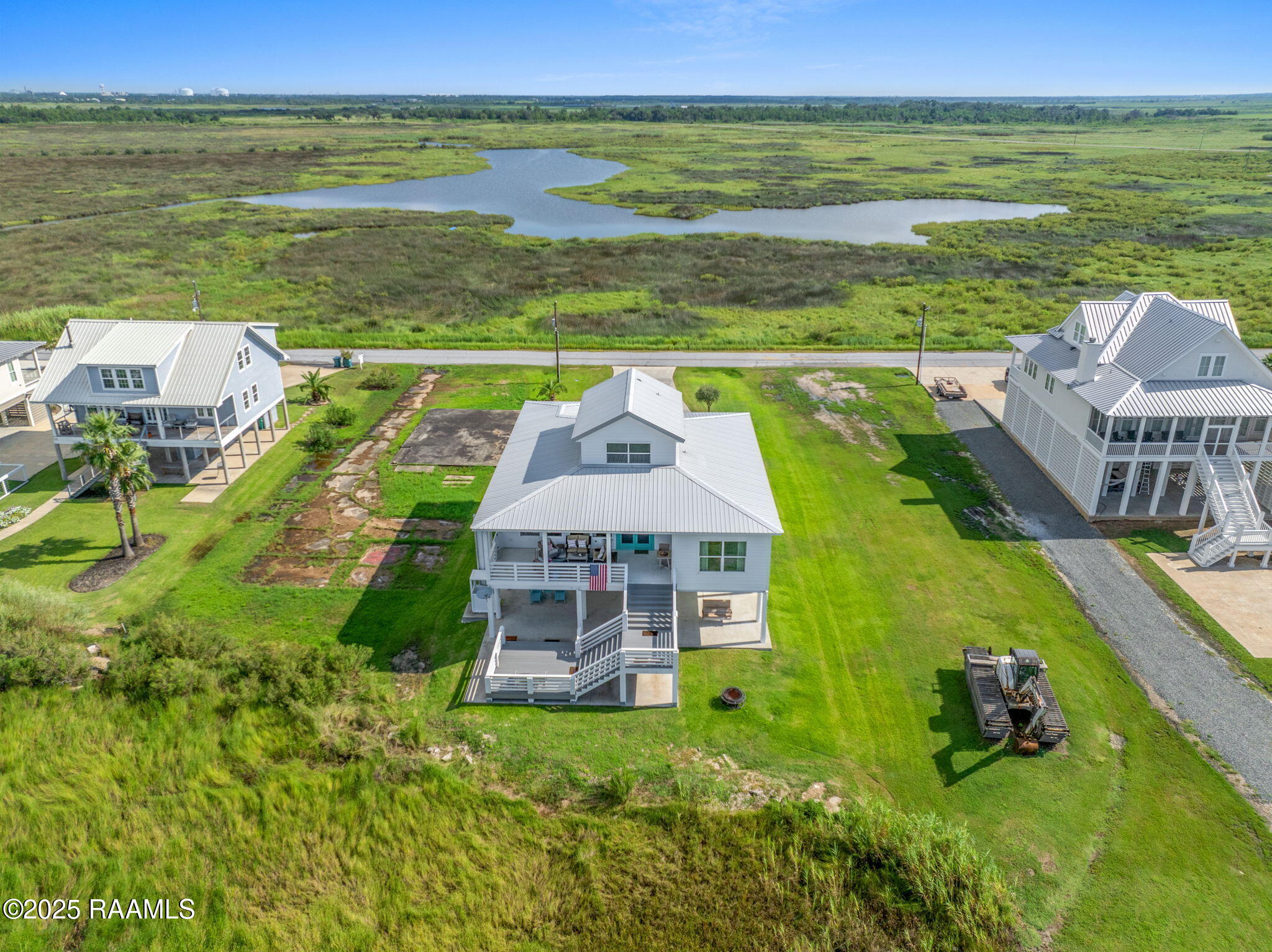 3777 Lake Breeze Road Lake Charles, LA 70605 - Photo 2 of 21 2-Front Aerial