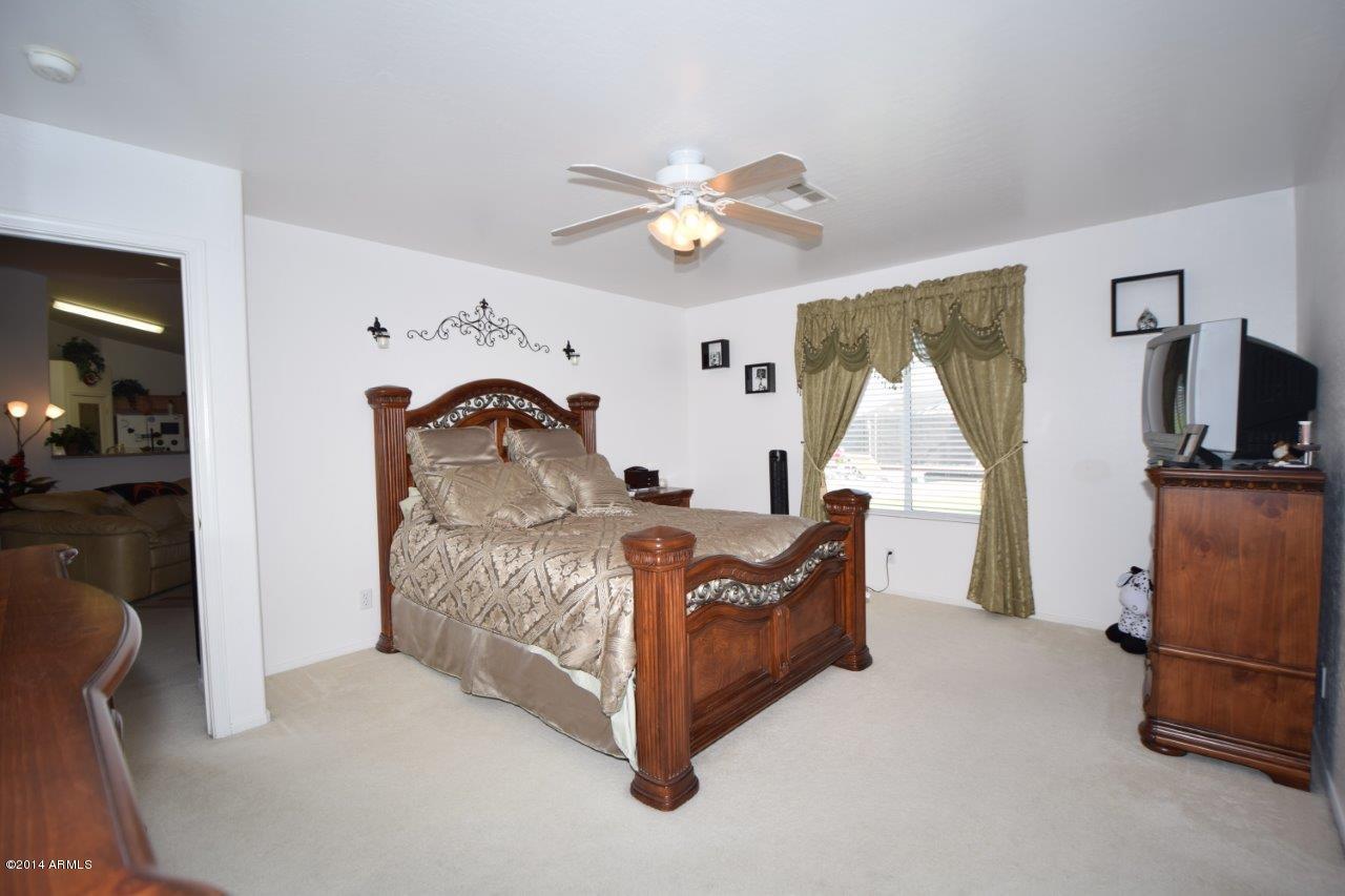 10843 East Cholla Road Mesa, AZ 85207 - Photo 7 of 20 Master Bedroom