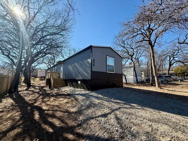 $185,000 | 1741 Bonnie Court, Pelican Bay, TX 76020