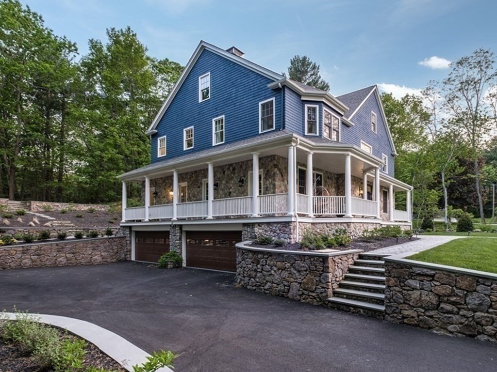 59 Crestview Road Milton, MA 02186 - Photo 39 of 42 a front view of a house with a garden