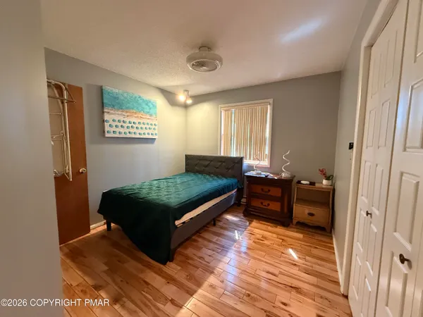 $2,200 | 2933 Melody Lane, Tobyhanna, PA 18466