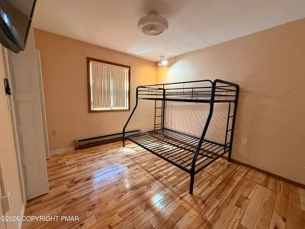 $2,200 | 2933 Melody Lane, Tobyhanna, PA 18466