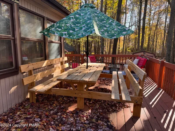 $2,200 | 2933 Melody Lane, Tobyhanna, PA 18466