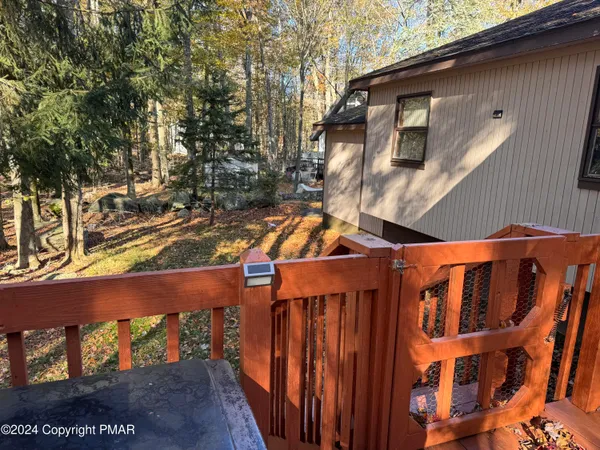 $2,200 | 2933 Melody Lane, Tobyhanna, PA 18466