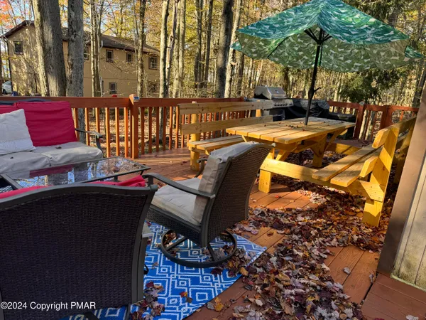 $2,200 | 2933 Melody Lane, Tobyhanna, PA 18466