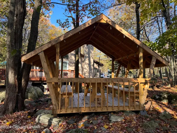 $2,200 | 2933 Melody Lane, Tobyhanna, PA 18466