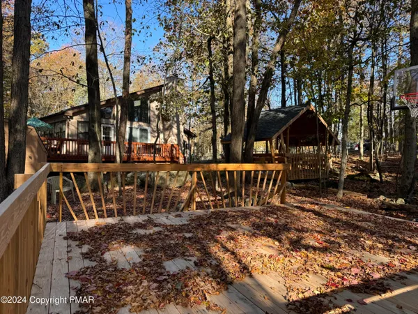 $2,200 | 2933 Melody Lane, Tobyhanna, PA 18466