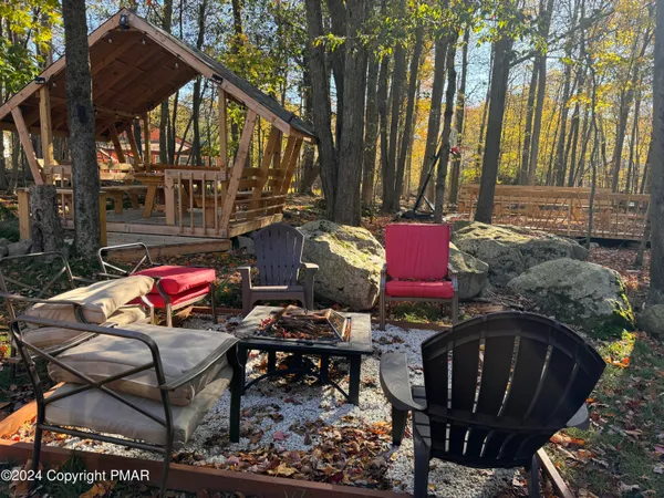 $2,200 | 2933 Melody Lane, Tobyhanna, PA 18466