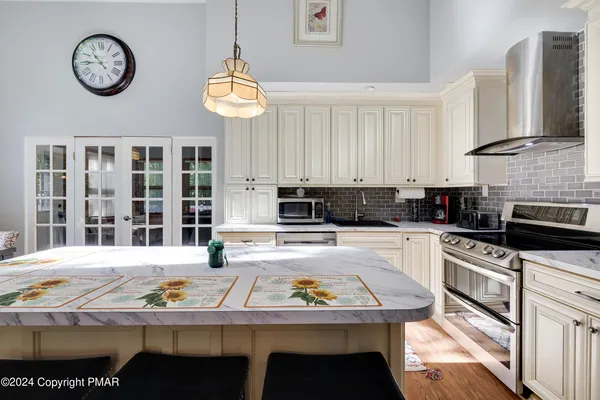 $2,200 | 2933 Melody Lane, Tobyhanna, PA 18466