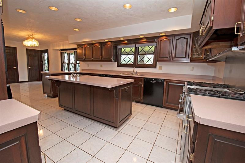 320 Cole Road Sarver, PA 16055 - Photo 7 of 25 Kitchen