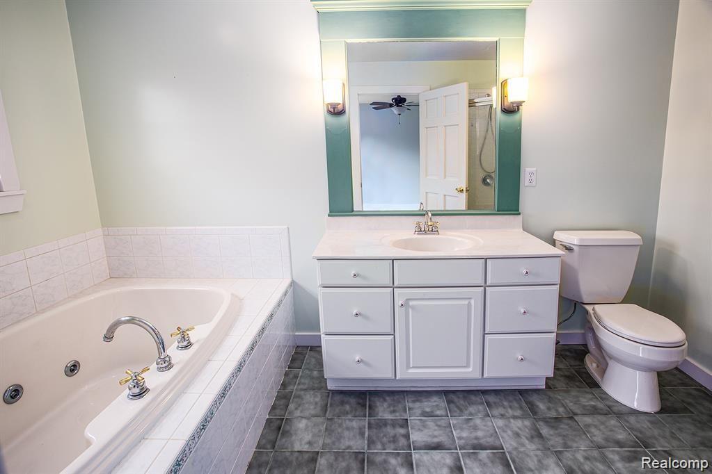 1516 Palms Road Columbus, MI 48063 - Photo 14 of 42