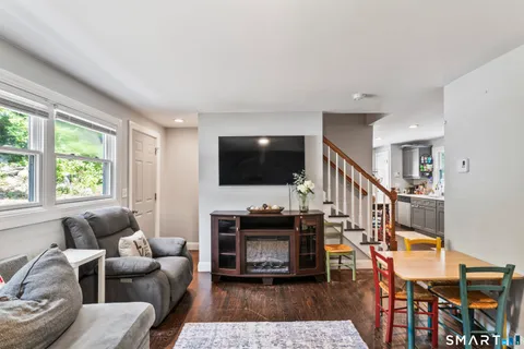 $425,000 | 143 Nashville Road, Bethel, CT 06801