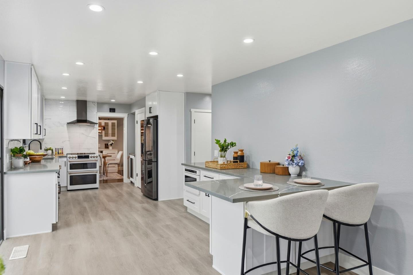 809 Midvale Lane San Jose, CA 95136 - Photo 11 of 37