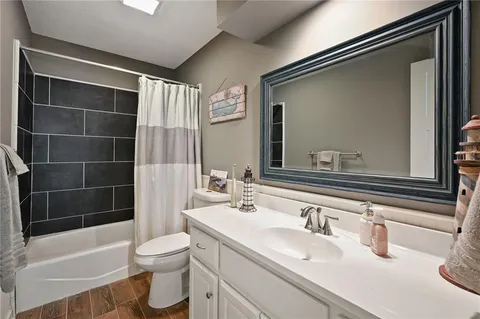 $525,000 | 18870 West 116th Street, Olathe, KS 66061
