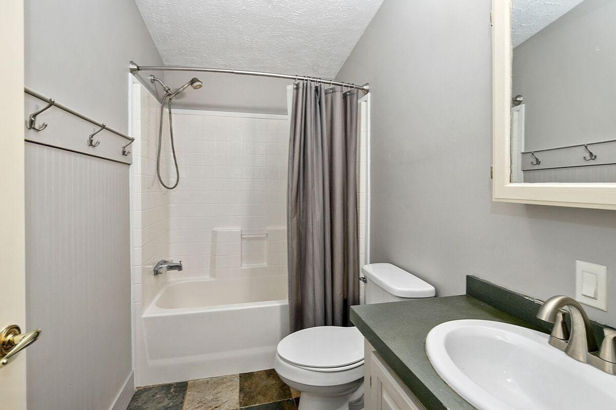 7092 Schmeid Road Lakeview, MI 48850 - Photo 14 of 18 C2D11CD6-7A5E-4F13-8142-5A9C20BAE844