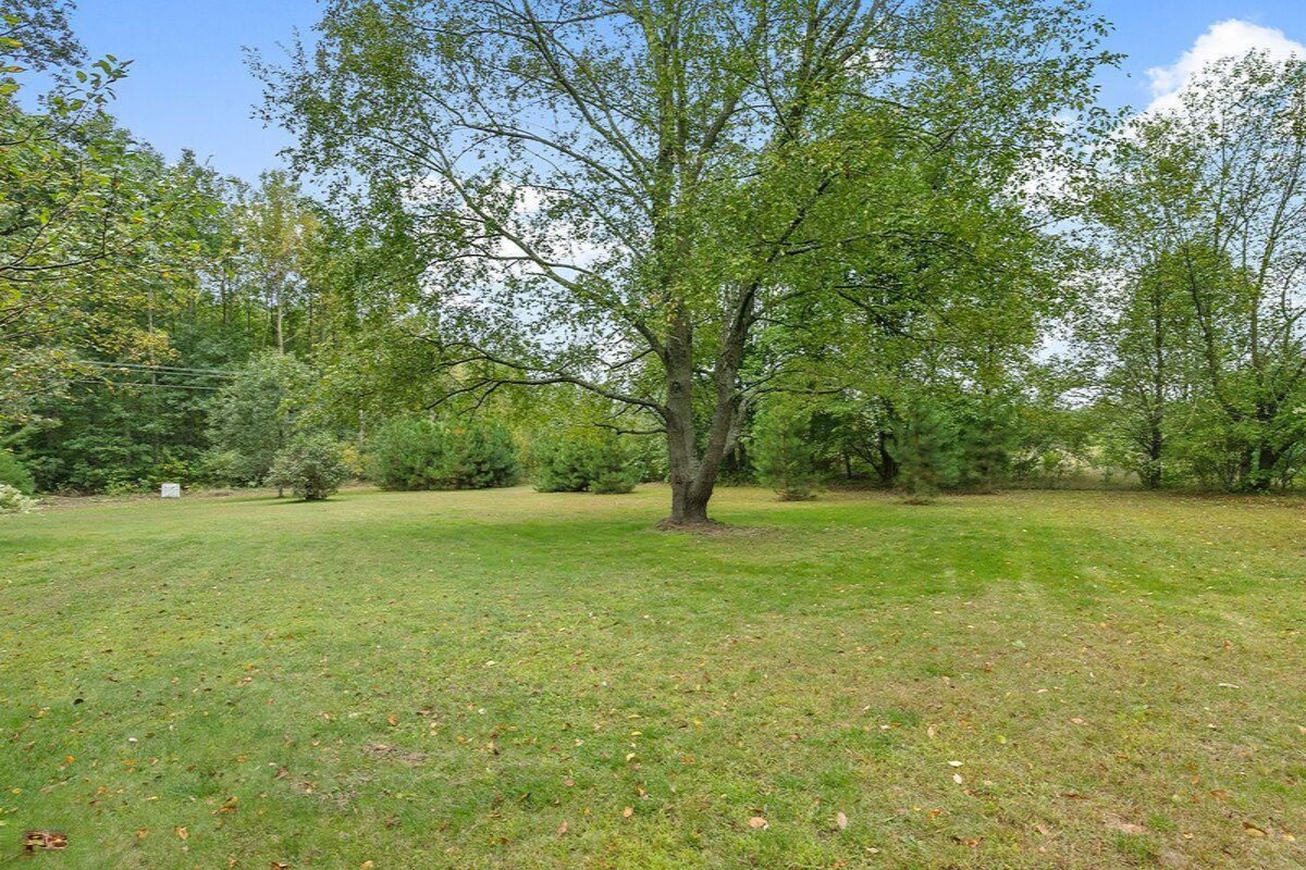 7092 Schmeid Road Lakeview, MI 48850 - Photo 18 of 18 AB26F2A5-ECA1-441F-B824-978A509B471E