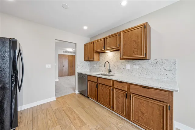 $2,600 | 369 Heather Court, Unit A2, Schaumburg, IL 60193