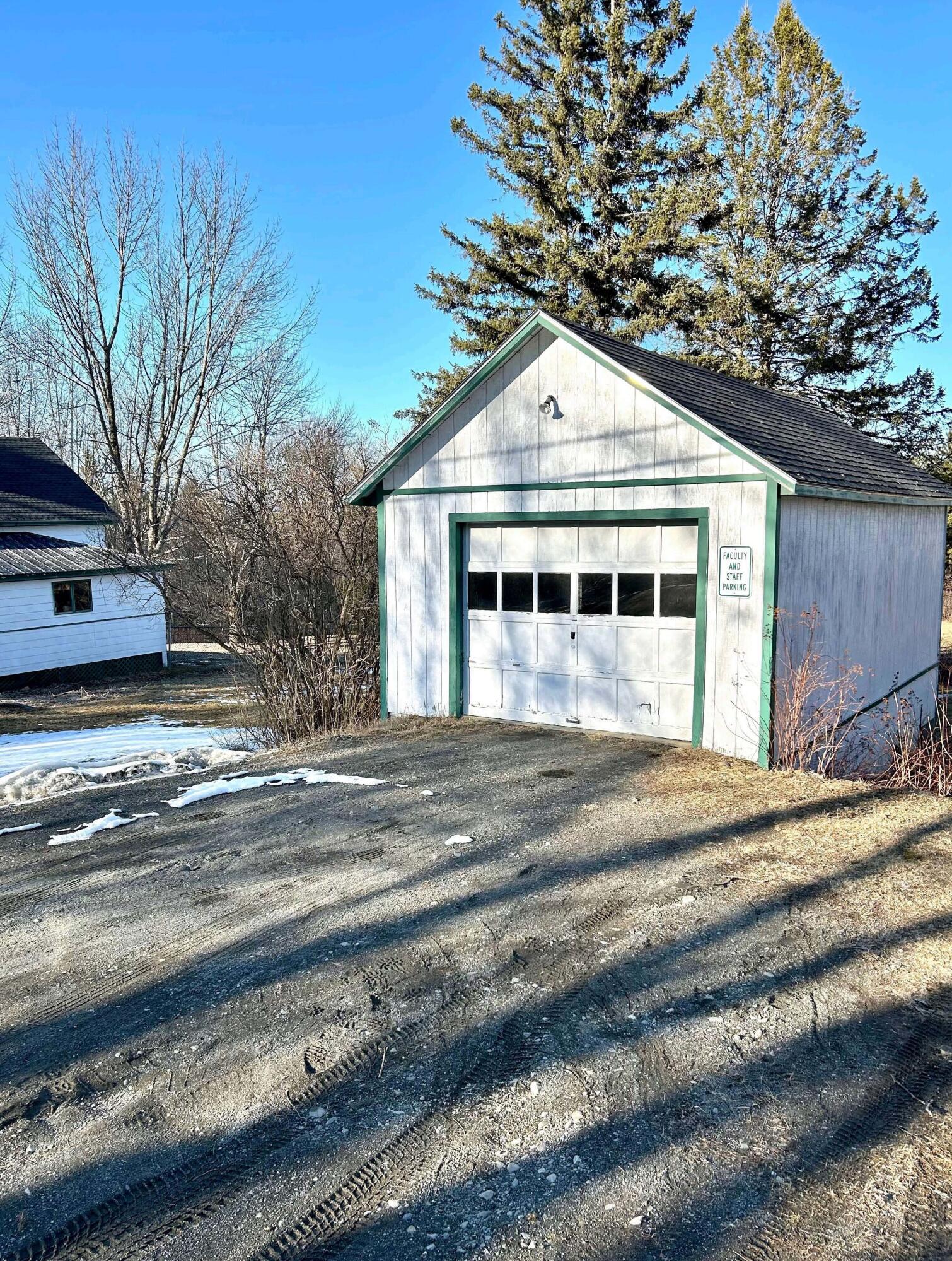 150 North Guilford Road Monson, ME 04464 - Photo 6 of 46 5