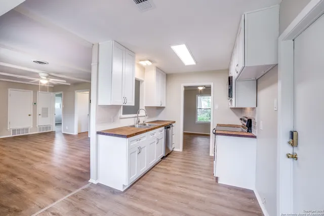 $284,500 | 3323 Old Forge, San Antonio, TX 78230