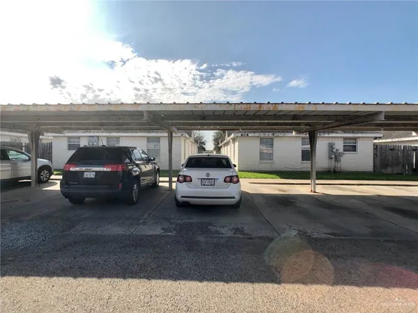 $790 | 808 North Cross Lane, Unit 1, Edinburg, TX 78541