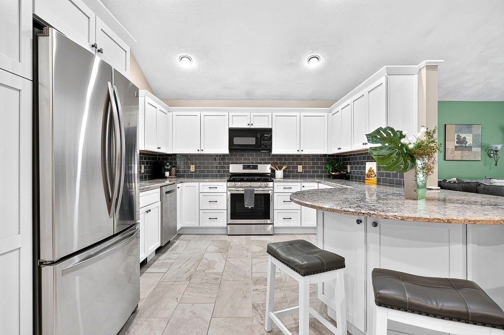 78 Darnell Road Worcester, MA 01606 - Photo 10 of 42