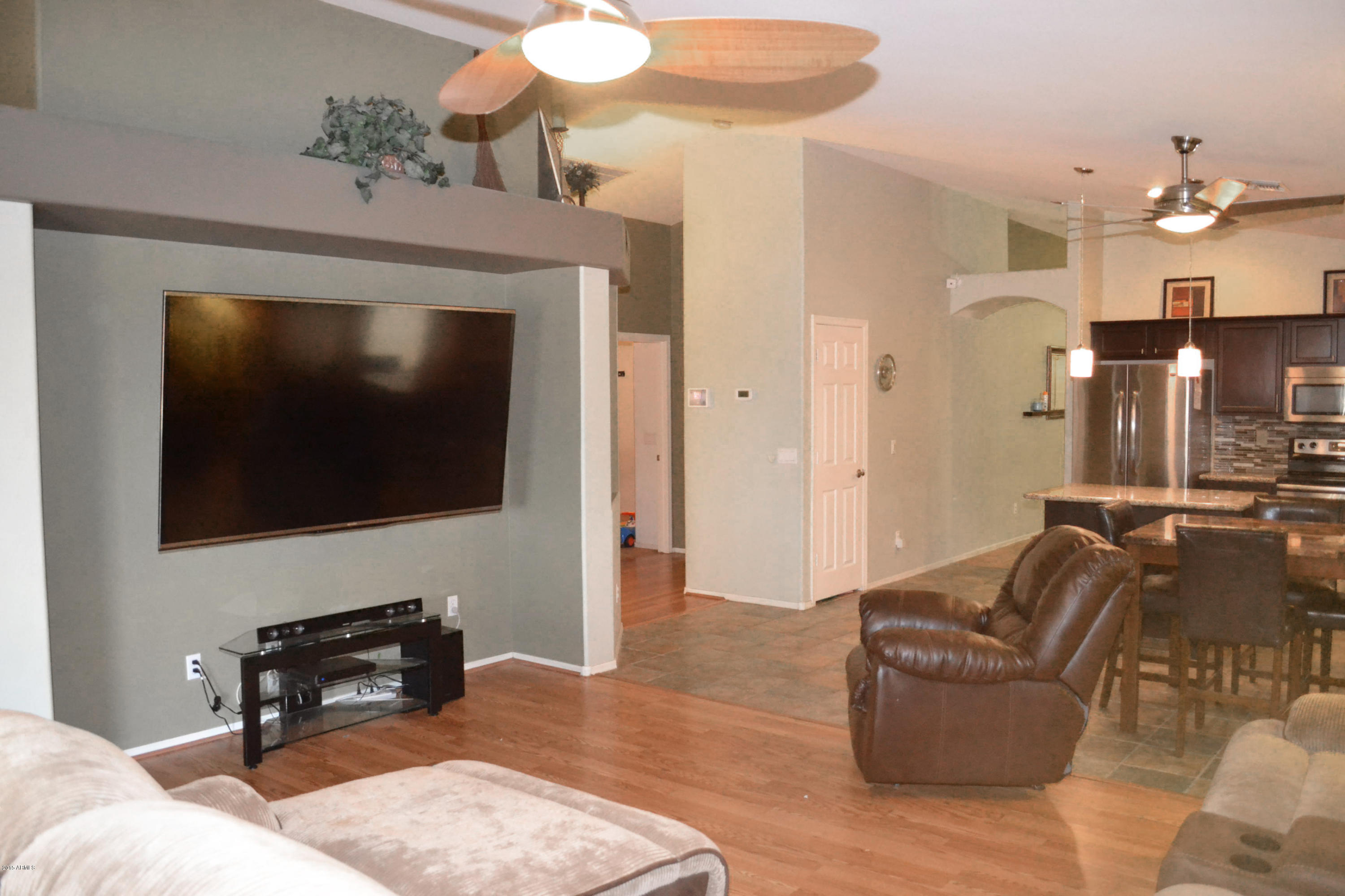 2130 West Vineyard Road Phoenix, AZ 85041 - Photo 15 of 37 15 Family Room