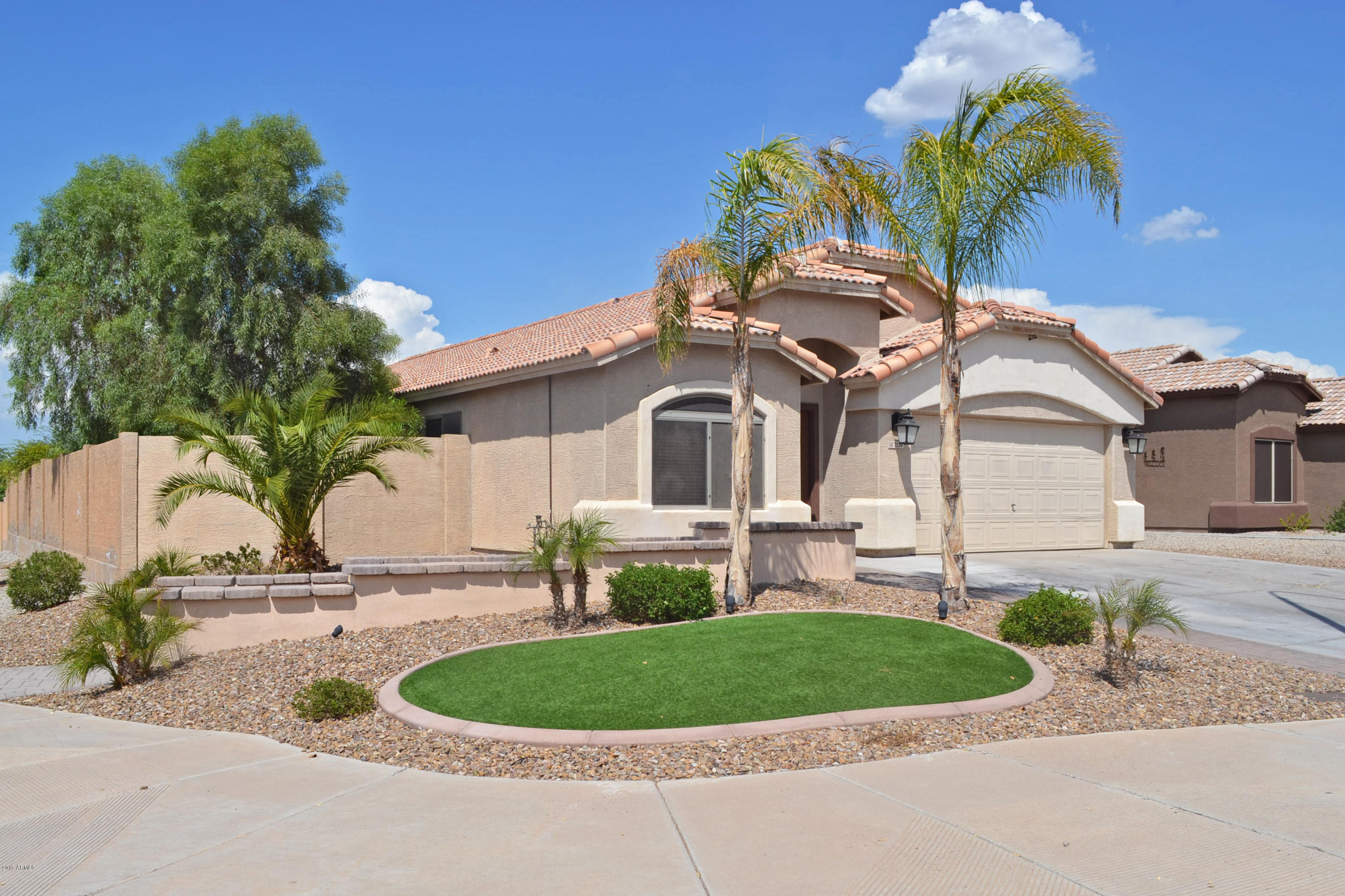 2130 West Vineyard Road Phoenix, AZ 85041 - Photo 2 of 37 03 Front
