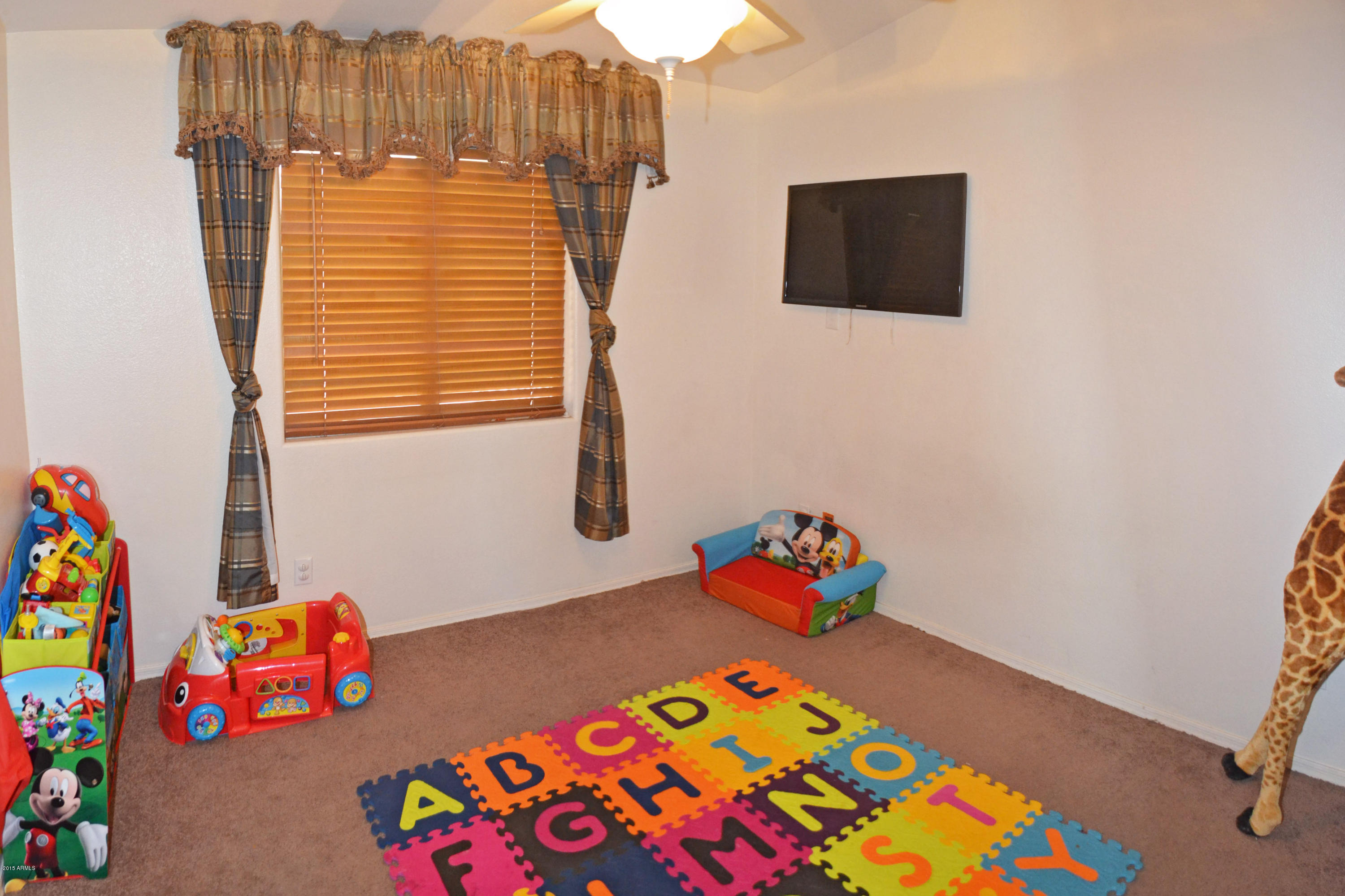 2130 West Vineyard Road Phoenix, AZ 85041 - Photo 30 of 37 30 Bedroom 3