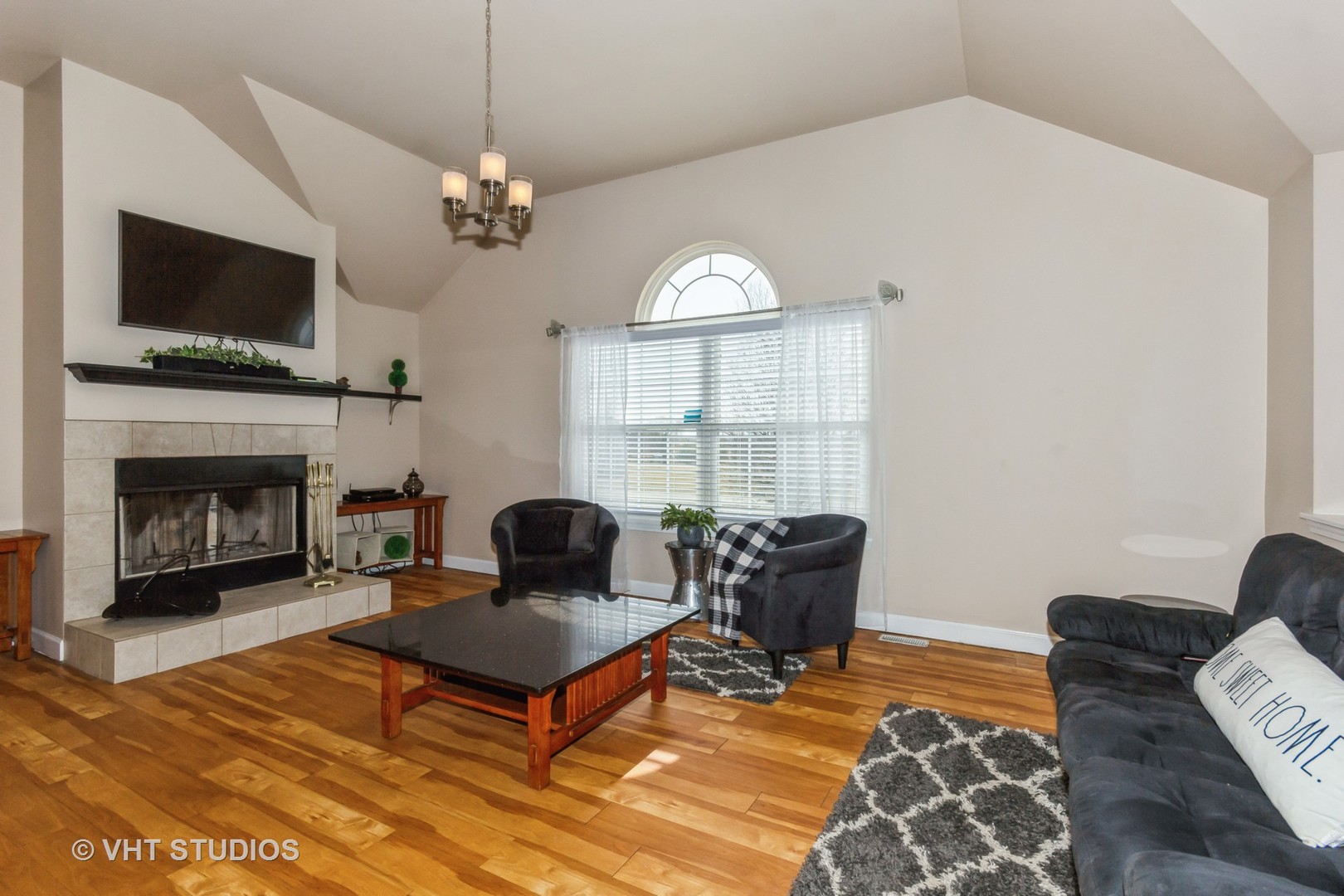 2055 North 3569th Road Serena, IL 60549 - Photo 6 of 36