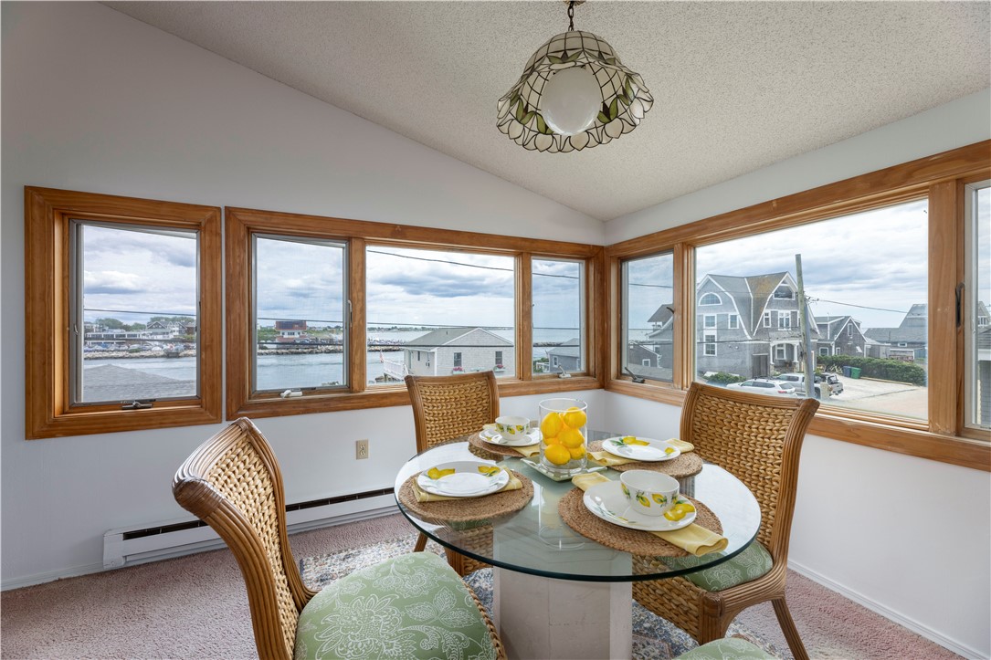 18 Beach Row Narragansett, RI 02879 - Photo 13 of 50