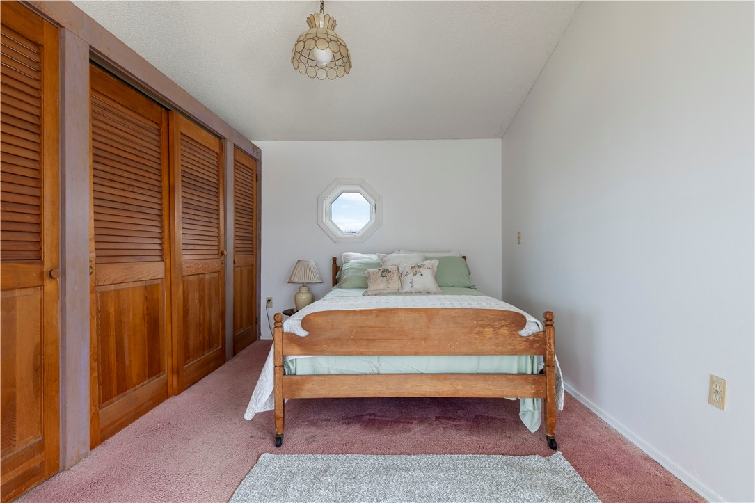 18 Beach Row Narragansett, RI 02879 - Photo 16 of 50