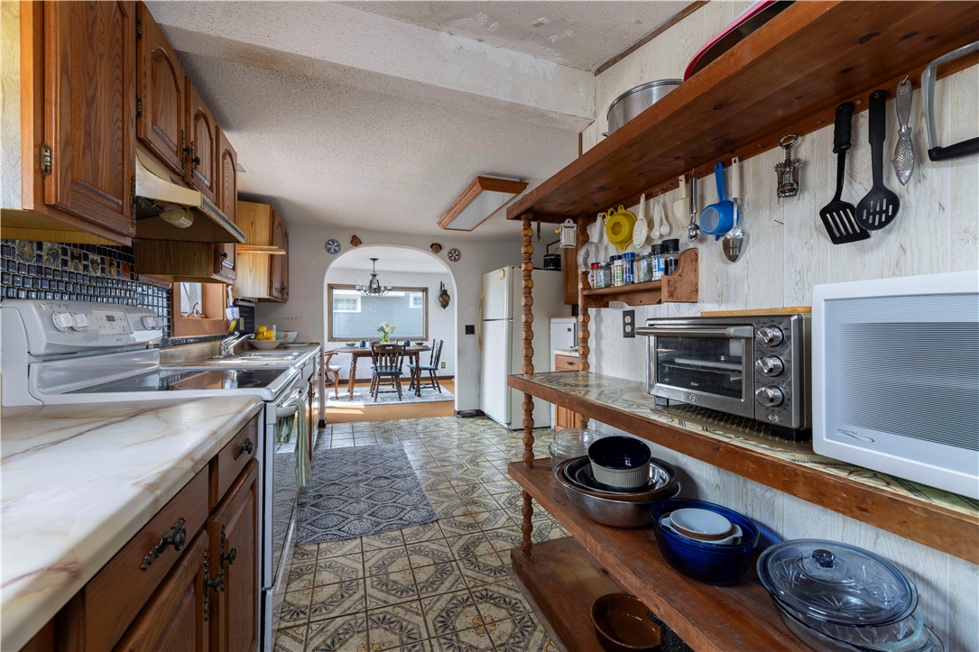 18 Beach Row Narragansett, RI 02879 - Photo 36 of 50