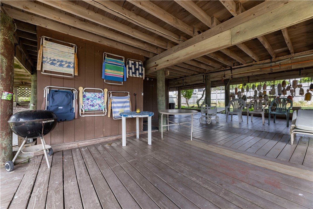 18 Beach Row Narragansett, RI 02879 - Photo 45 of 50