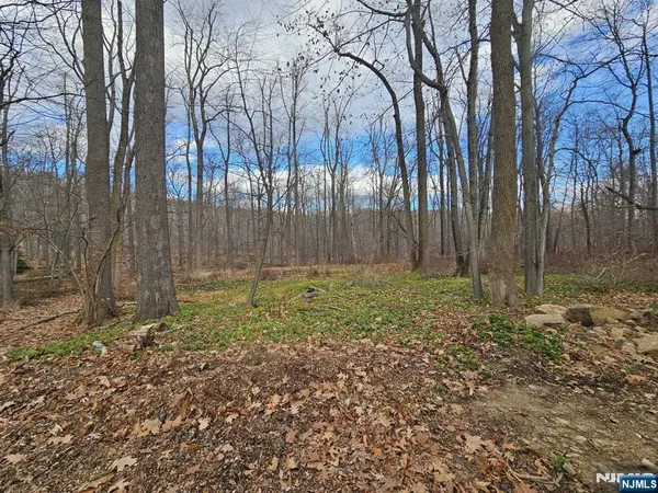 $450,000 | 34 Starlight Drive, Morris Township, NJ 07960