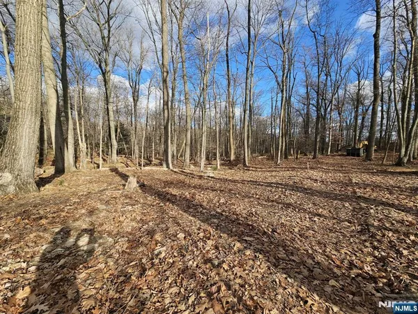 $450,000 | 34 Starlight Drive, Morris Township, NJ 07960