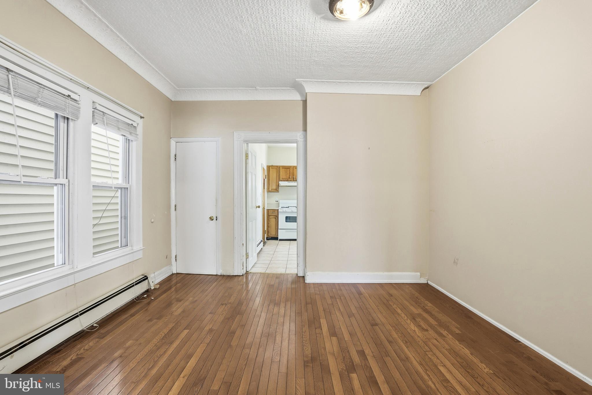 209 Hamilton Street Harrison, NJ 07029 - Photo 12 of 43