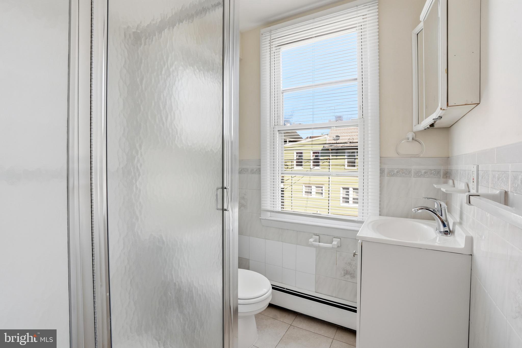 209 Hamilton Street Harrison, NJ 07029 - Photo 27 of 43