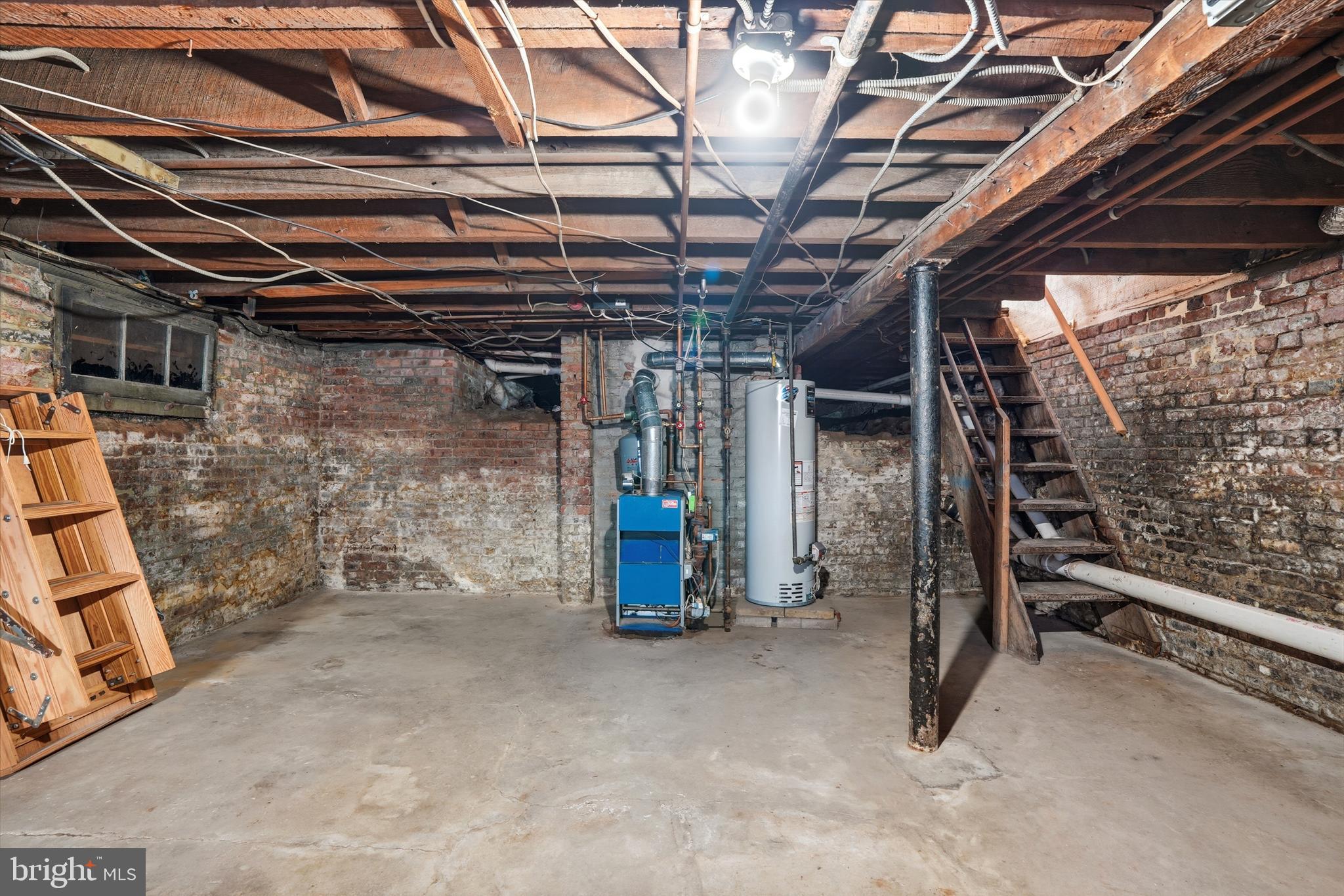 209 Hamilton Street Harrison, NJ 07029 - Photo 31 of 43