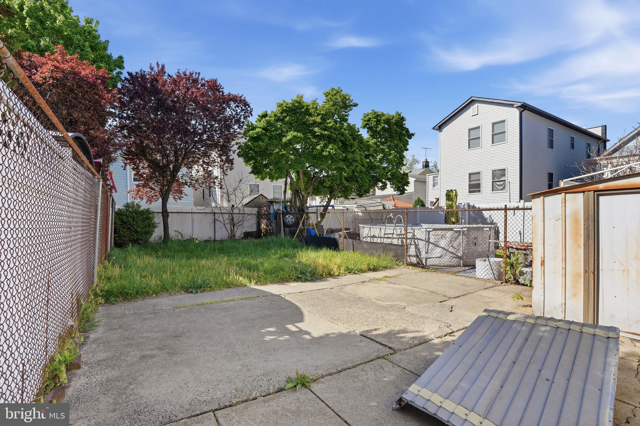 209 Hamilton Street Harrison, NJ 07029 - Photo 41 of 43